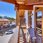 Mountain Safari - Spacious, Scenic And Steps From Adventure גרמיש-פרטנקירכן