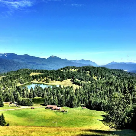 Holiday home Mountain Safari - Spacious, Scenic And Steps From Adventure Garmisch-Partenkirchen