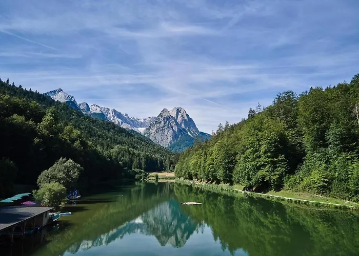 Casa vacanze Mountain Safari - Spacious, Scenic And Steps From Adventure Garmisch-Partenkirchen