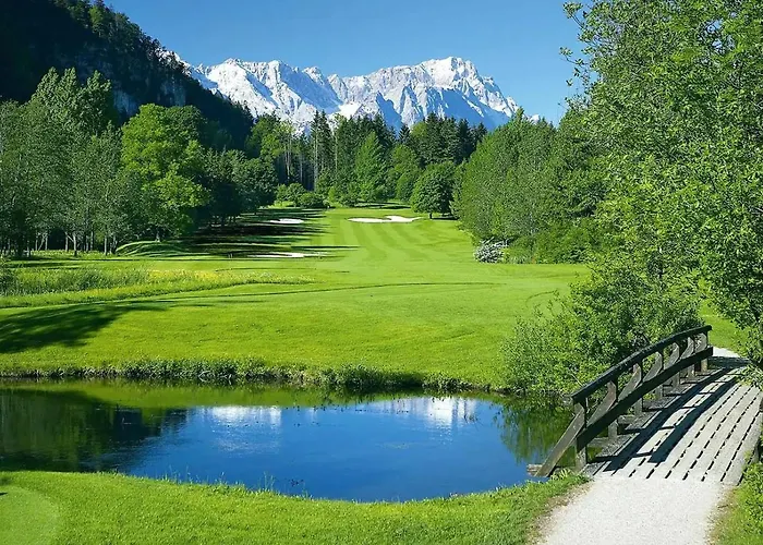 Mountain Safari - Spacious, Scenic And Steps From Adventure Casa vacanze