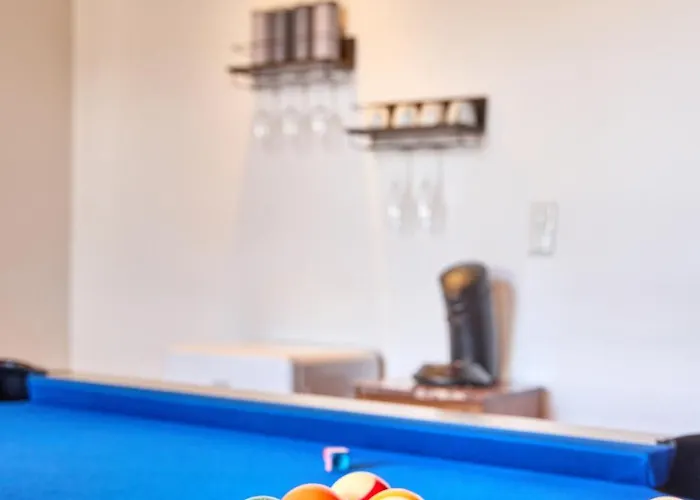 Mountain Safari - Spacious, Scenic And Steps From Adventure Casa vacanze