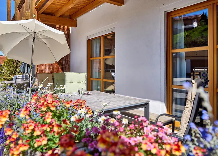 Mountain Safari - Spacious, Scenic And Steps From Adventure Casa vacanze